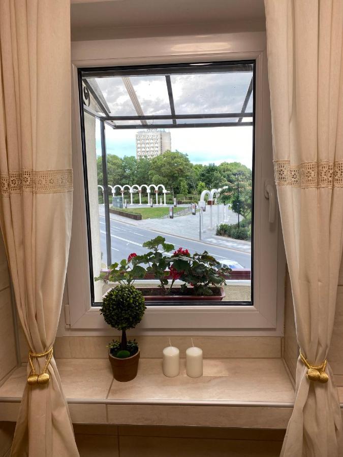 Studio Panoramic With Balcony And Parcul Unirii View Alba Iulia Eksteriør bilde